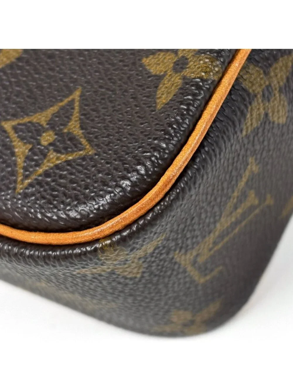 Louis Vuitton Pochette Cite Shoulder Bag Monogram Brown